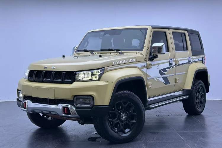 Used Beijing Auto BJ40 2019 2.3T Automatic Four-Wheel Drive Ring the Tower Champion Edition China VI