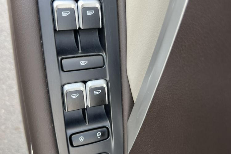 Used Geely Auto Jiajie 2021 1.8TD DCT Luxury Model
