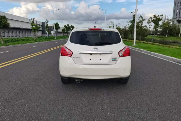 Used Nissan Tiida 2011 1.6L CVT Comfort Model
