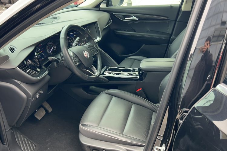 Used Buick Envision 2023 Encore Plus 652T Five-Seat Luxury Model
