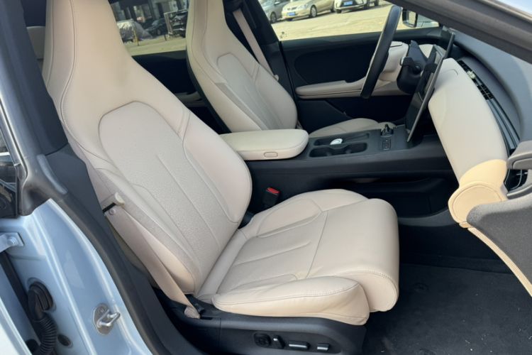 Used Nio ET5T 2023 75 kWh Touring