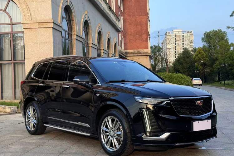 Used Cadillac XT6 2022 2.0T 7-Seater Four-Wheel Drive Luxury Version
