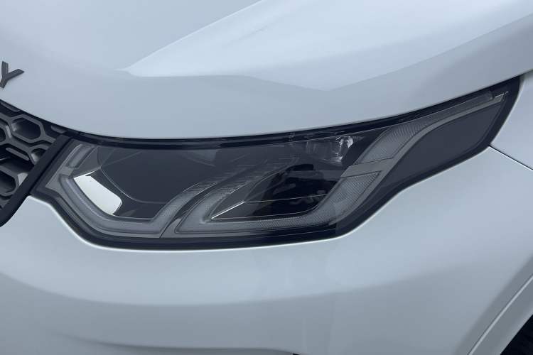 Used Land Rover Discovery Sport 2020 249 PS R-Dynamic Performance Edition