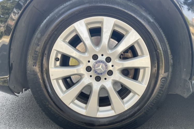 Used Mercedes-Benz R-Class 2017 R 320 4MATIC Business Edition Prestige Model
