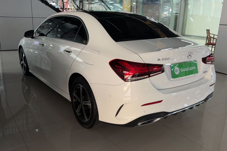 Used Mercedes-Benz A-Class 2022 Revised Version A 200 L Sport Sedan Fashionable Style
