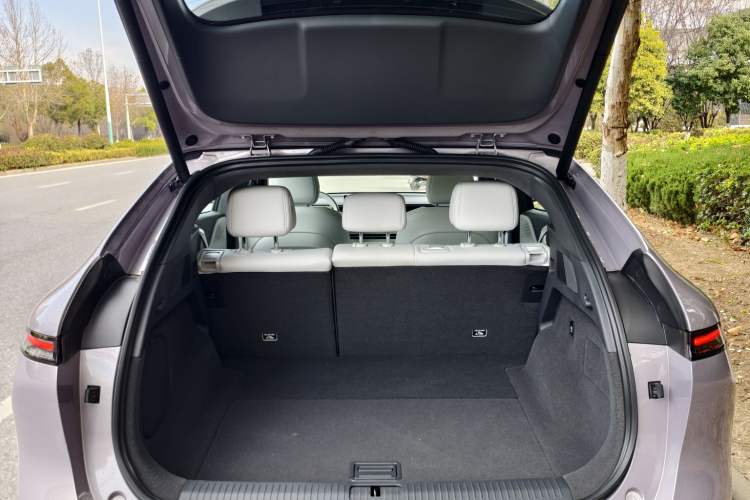 Used XPeng G6 2025 625 Long-Range Max Flagship Edition
