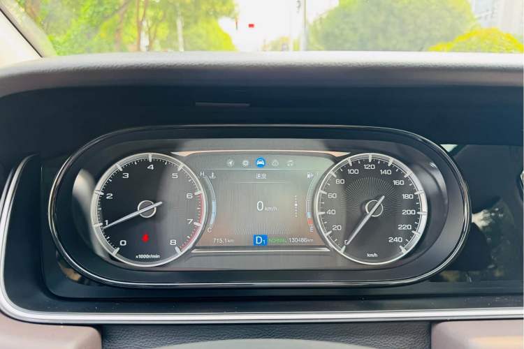 Used GAC Trumpchi M6 2019 270T DCT Luxury Edition (7-seater) China VI
