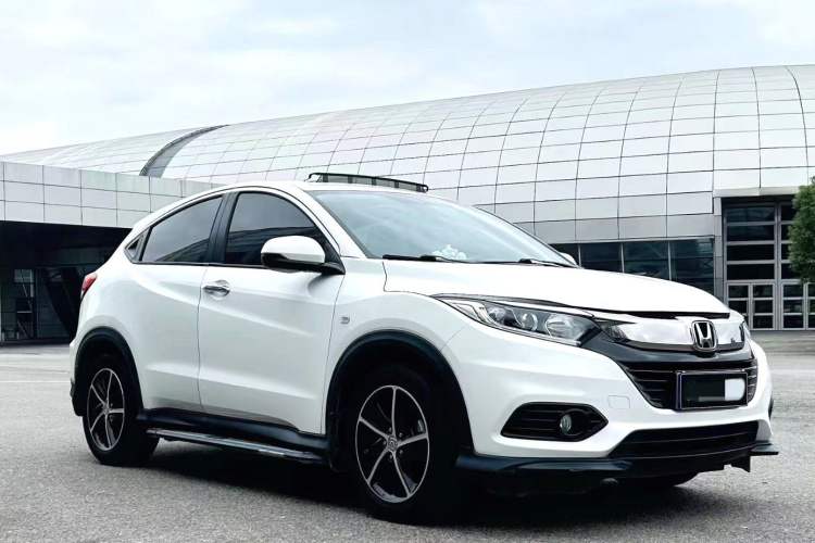 Used Honda Vezel 2020 1.5L CVT Pioneer Edition
