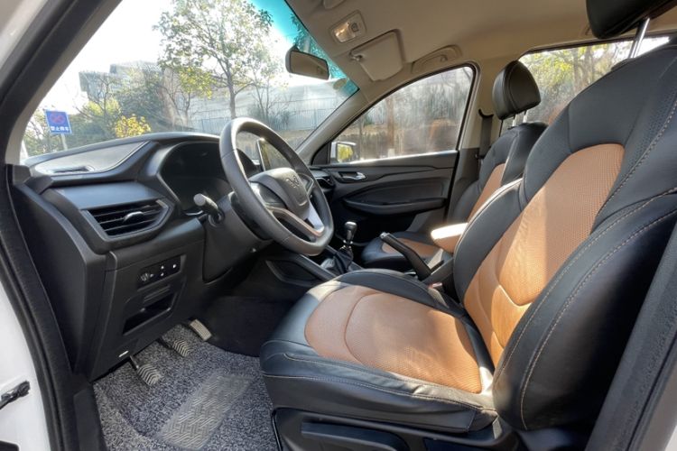 Used Wuling Hongguang S3 2018 1.5L Manual Comfort Model China V Standard