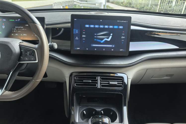 Used BYD Qin PLUS 2024 HONOR Edition DM-i 55KM Leading Model