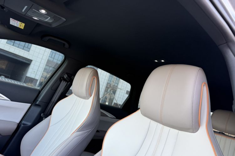 Used BYD Song Pro New Energy 2024 HONOR Edition DM-i 71KM Navigation Model
