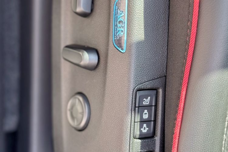 Used Buick Regal 2021 GS 28T Prestige Model