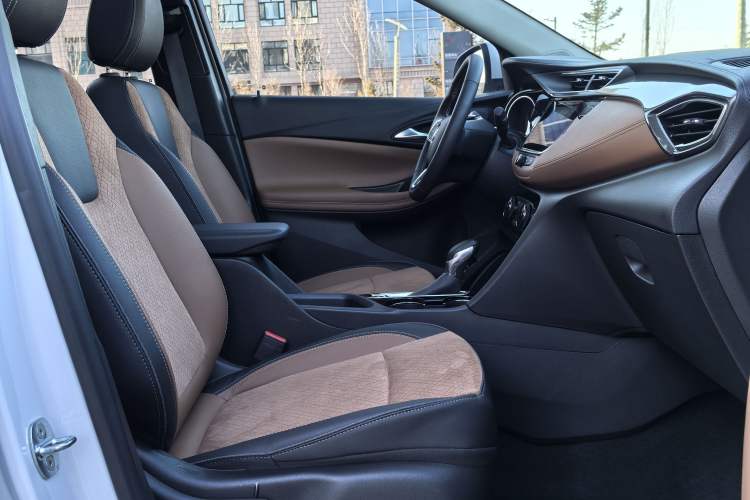 Used Buick Encore GX 2022 332T CVT Two-Wheel Drive Luxury Version
