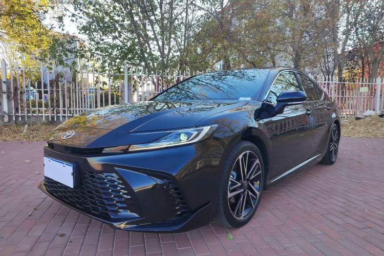 Used Toyota Camry 2024 Dual-Motor 2.0HS Sport Edition
