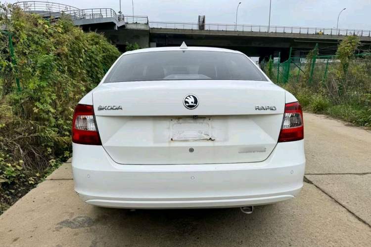 Used Skoda Rapid 2016 1.6L Automatic Chuanxing Edition
