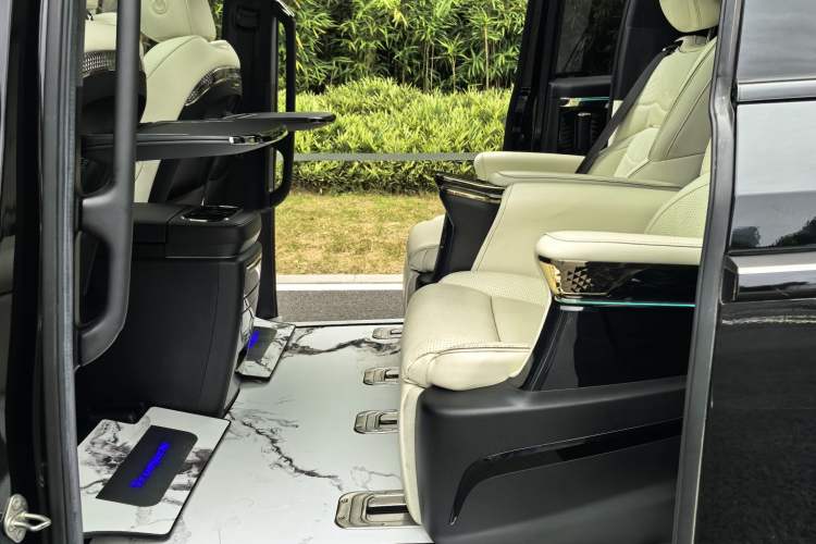 Used GAC Trumpchi M8 2023 Zongshi Series 400T Flagship Edition
