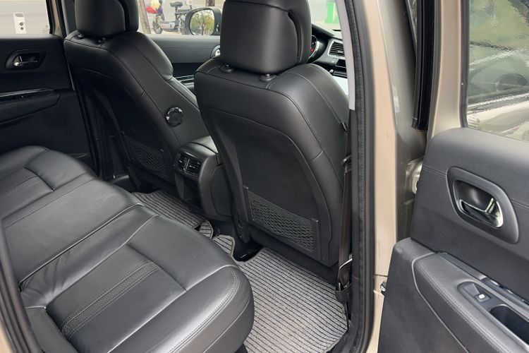 Used Peugeot 3008 2015 2.0L Automatic Trend Edition