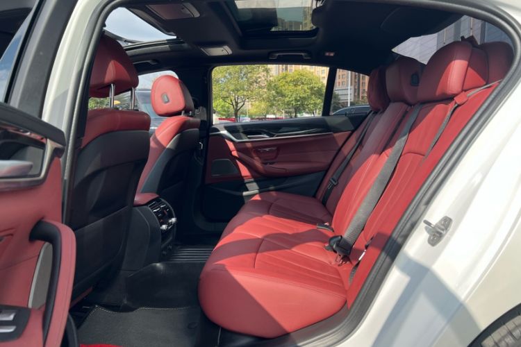 Used BMW 5 Series 2018 Restyled 530Li Luxury Edition M Sport Package
