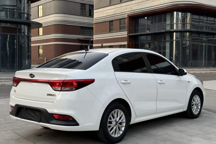 Used Kia K2 2017 Sedan 1.4L Manual Transmission GLS
