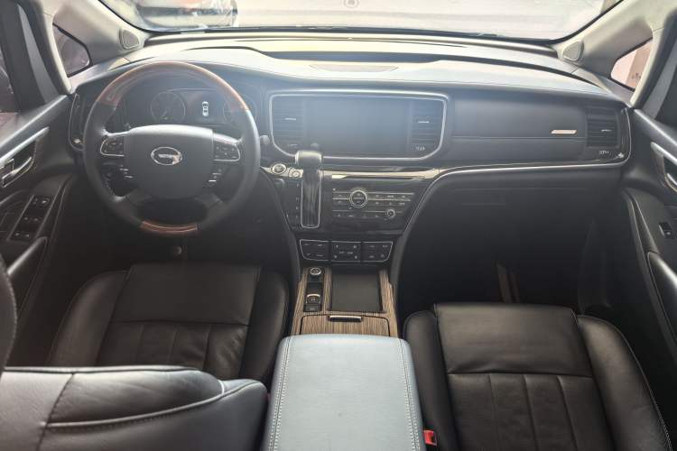 Used GAC Trumpchi M8 2020 Flagship Model 390T Deluxe Edition
