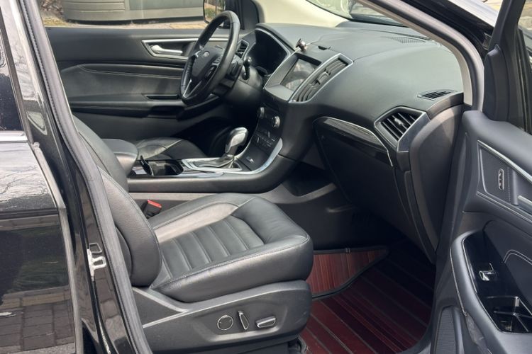 Used Ford Edge 2016 EcoBoost 245 Four-Wheel Drive Titanium Edition 7-Seater