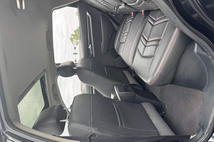 Used Dongfeng Aeolus AX7 2016 2.0L Manual Zhuyue Model
