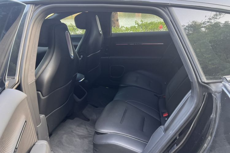 Used  12 2025 Ultra Extended-Range Edition
