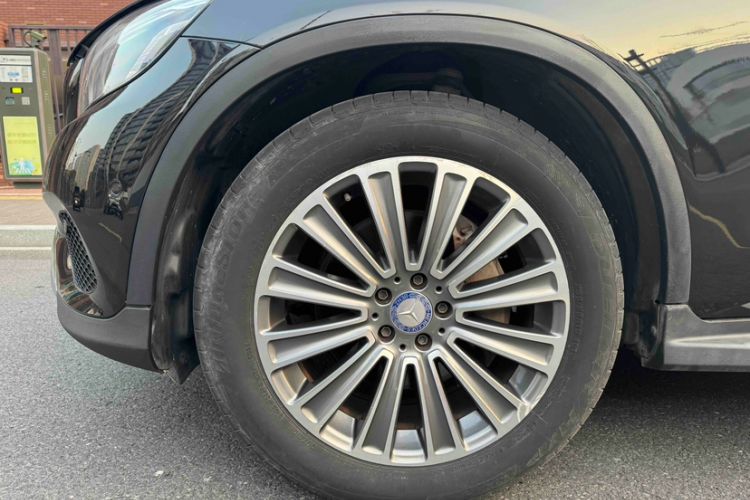 Used Mercedes-Benz GLC 2017 GLC 200 4MATIC
