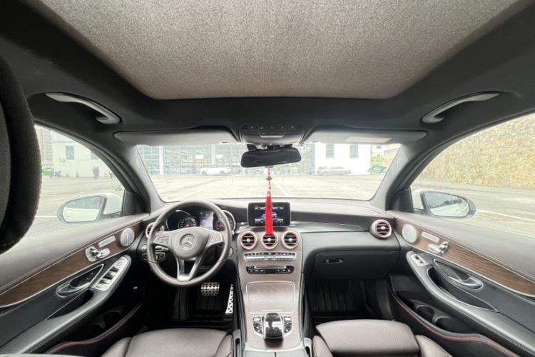 Used Mercedes-Benz GLC 2016 GLC 300 4MATIC Dynamic Model