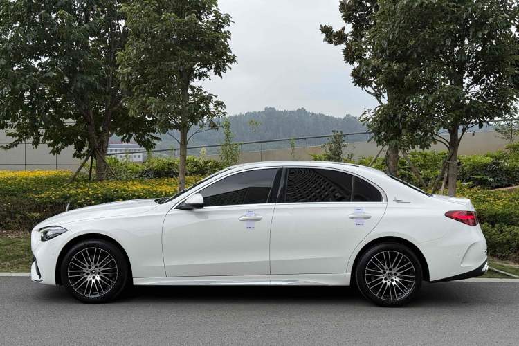 Used Mercedes-Benz C-Class 2023 Restyled C 260 L Sport Edition
