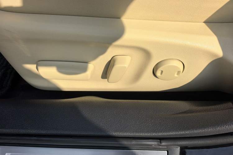 Used Toyota Crown 2018 2.0T Fashion Edition