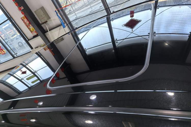 Used Toyota Avalon 2019 Dual-Engine 2.5L Luxury Edition China VI Standard
