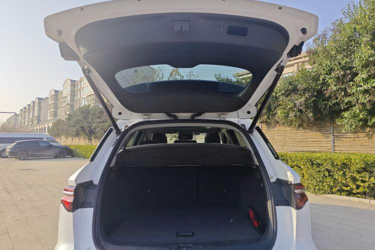 Used BYD Song Pro New Energy 2019 EV High-Power Long-Range Flagship Model
