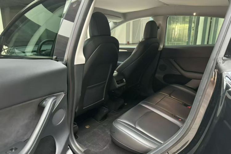 Used Tesla Model Y 2022 Rear-Wheel-Drive Version