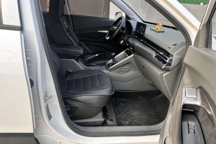 Used Baojun RS-3 2020 1.5L Manual Smart Comfort Edition
