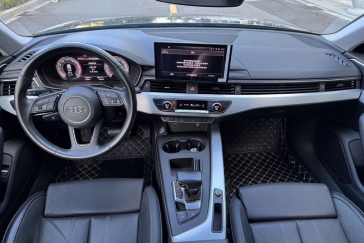 Used Audi A4L 2023 40 TFSI Fashion Dynamic Model
