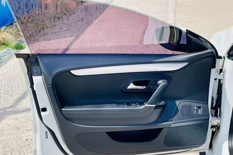 Used Volkswagen FAW-Volkswagen CC 2016 2.0 TSI Luxury Model
