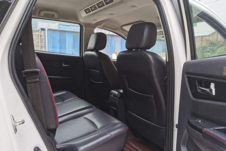 Used HYOSOW S3 2014 1.5L Comfort Version China IV Emission Standard
