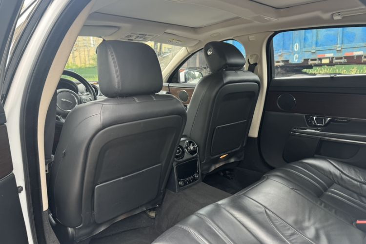 Used Jaguar XJ 2013 XJL 2.0T Elegance Business Edition
