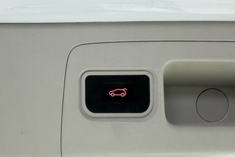 Used Buick GL8 2023 ES Lu Zun Comfort Model
