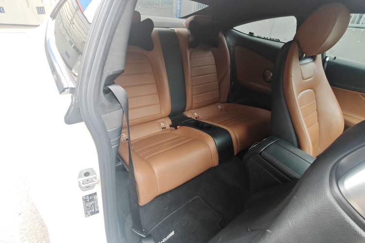 Used Mercedes-Benz C-Class 2017 Facelift C 200 Coupe
