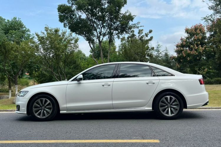 Used Audi A6L 2017 30 FSI Comfort Model
