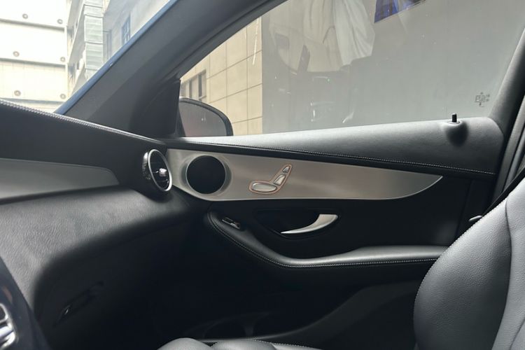 Used Mercedes-Benz GLC Coupe 2020 GLC 260 4MATIC Coupe SUV
