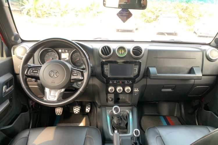 Used  BJ40 2016 2.0T Manual Four-Wheel Drive Prestige Edition