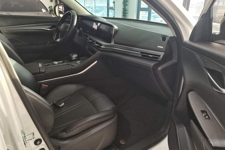 Used Changan CS75 PLUS 2022 1.5T Automatic Luxury Model