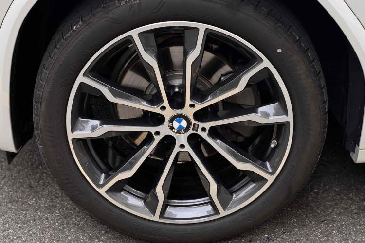 Used BMW X3 2023 Restyled xDrive30i Leading Edition M Night Sky Package
