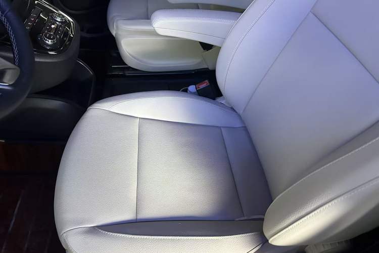 Used Mercedes-Benz Vito 2016 2.0T Business Edition
