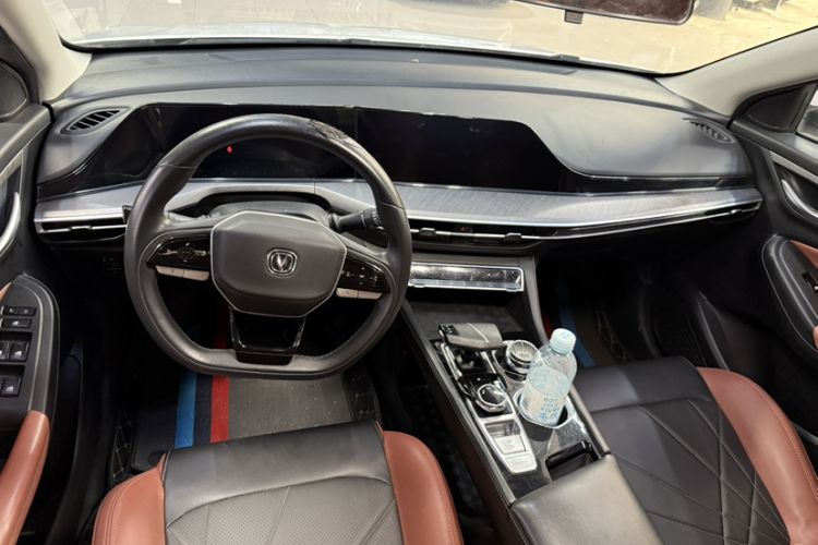 Used Changan Eado 2022 PLUS Blue Whale NE 1.4T GDI DCT Prestige Edition
