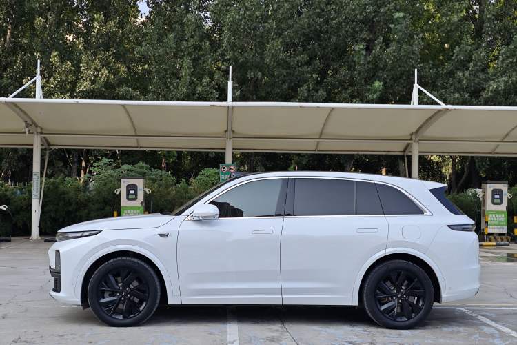 Used Li Auto L7 2023 Pro Model
