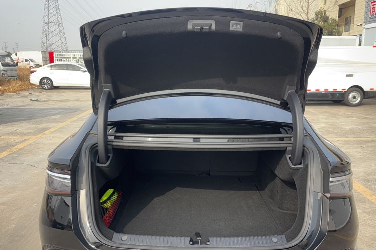 Used BYD Seal 2023 DM-i 1.5L 121km Prestige Model